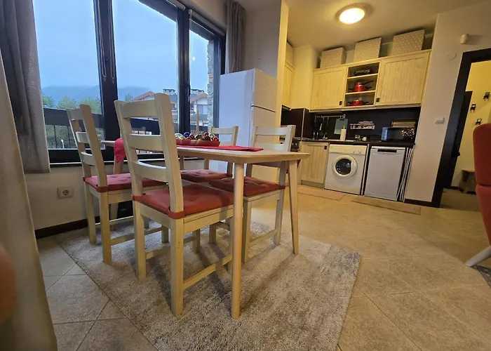 아파트 Tranquility Pirin Golf 라즐로그